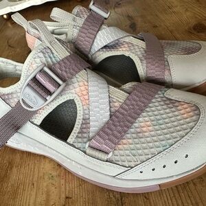 Chaco’s Women’s Shoes Size 9